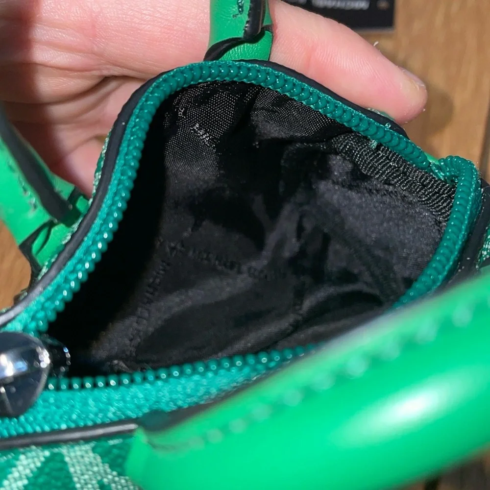 NWT Michael Kors Green Micro Duffle KeyFob - Picture 3 of 16